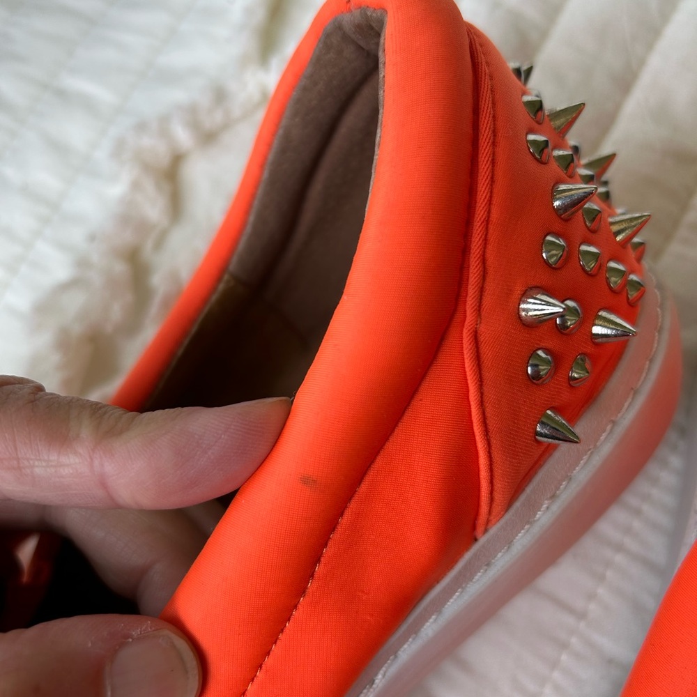 Jeffrey Campbell Spike Orange Slip-On Shoes size 8 - Picture 5 of 9